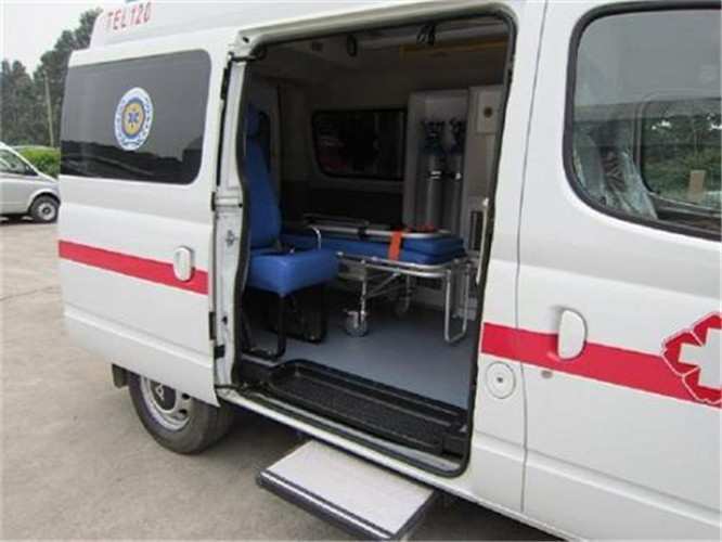 容县救护车出租服务案例7